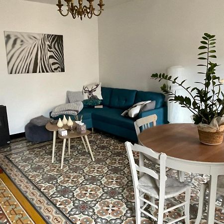 Bed and Breakfast Chez Tatie Menie Fraisse-des-Corbieres Екстер'єр фото
