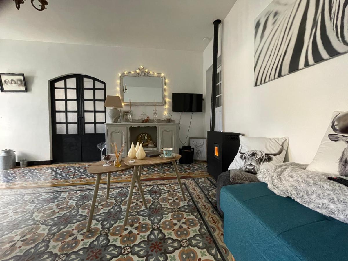 Bed and Breakfast Chez Tatie Menie Fraisse-des-Corbieres Екстер'єр фото